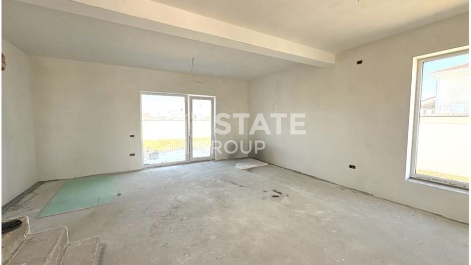 Duplex cu 4 camere in Mosnita Noua la asfalt - Poză 2