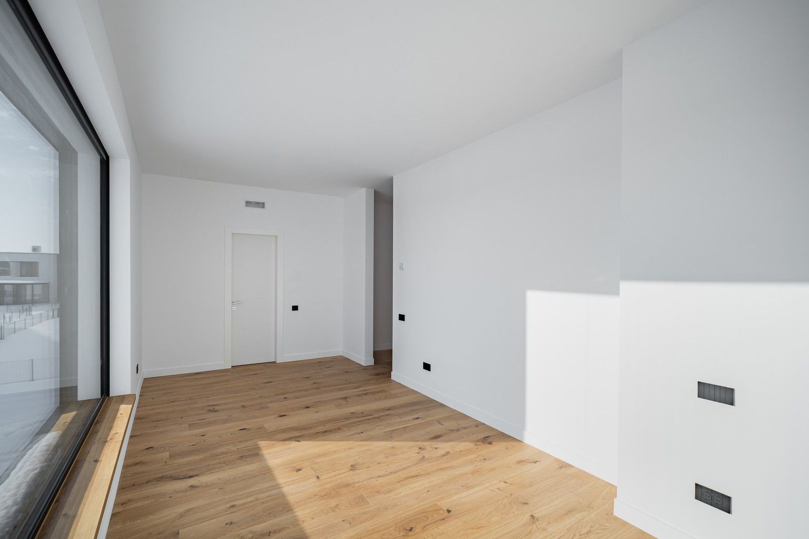 Vila 6 camere in Amber Forest - Poză 12