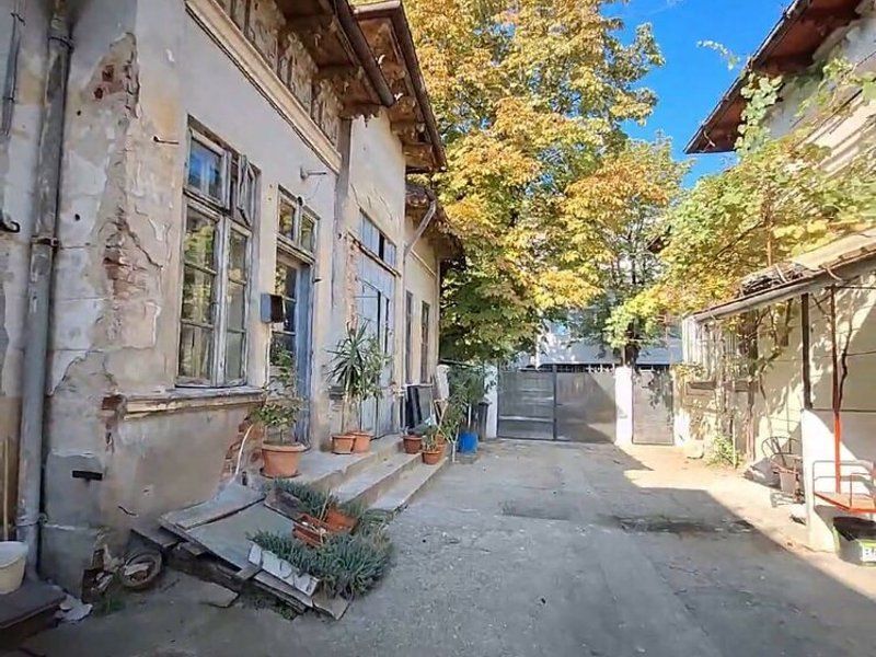 Vila 1950 121 mp s.u. Mosilor-Ion Maiorescu nr.24 260 mp teren - Poză 2