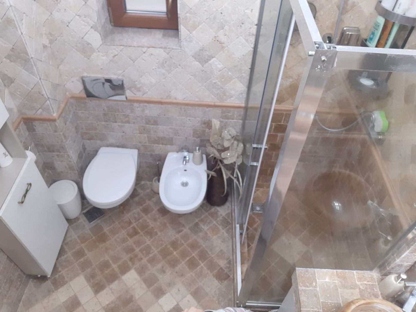Penthouse cu grădină, beci, magazii,  parcare - zona Bucium, - Poză 5