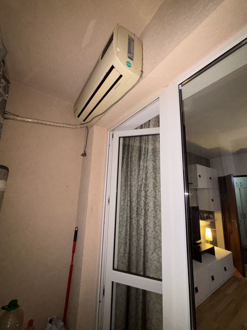 Garsoniera complet mobilata si utilata - Poză 12