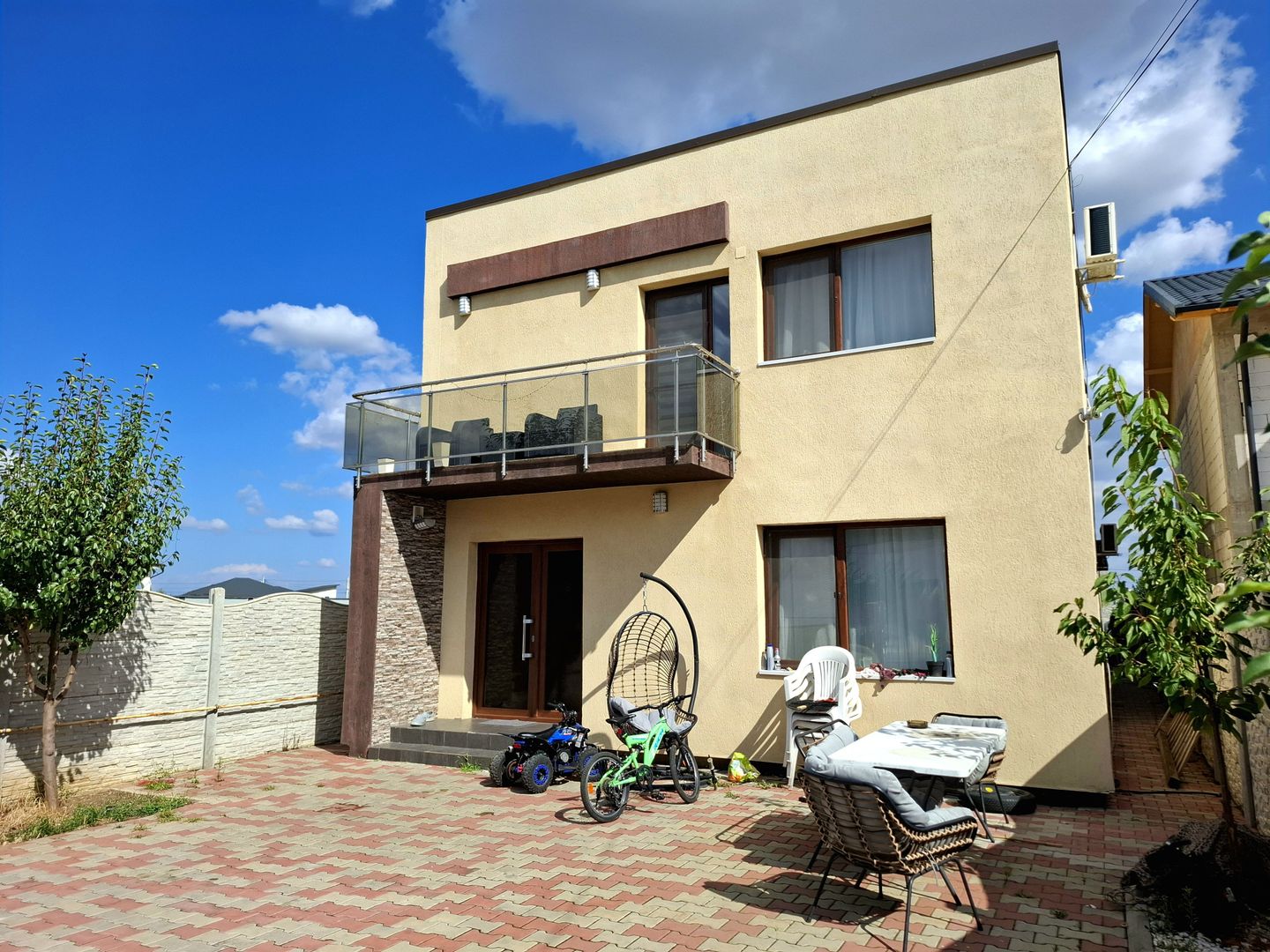 Casa P+1E, cu 5 camere, Strejnicu - Poză 1