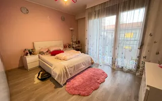 Casa de vanzare in zona Torontalului - Poză 12