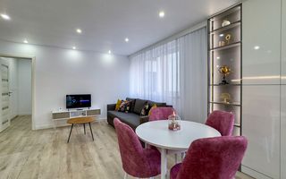 Comision 0%  Apartament cu 3 camere de vânzare în zona Centrală - Poză 3