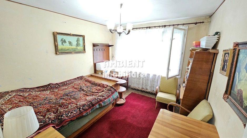 Apartament cu 2 camere, etaj 3, zona DONICI; - Poză 3
