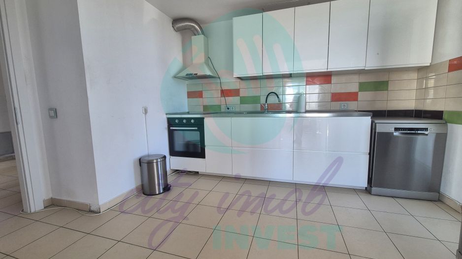 3 camere cu view spectaculos in Asmita Gardens - Poză 13