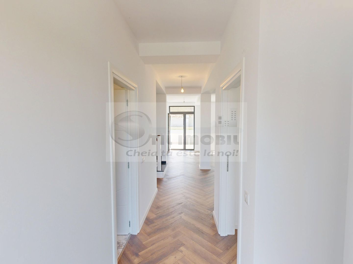 Vilă premium P+1 cu design modern, finisaje de top-305000 € - Poză 12