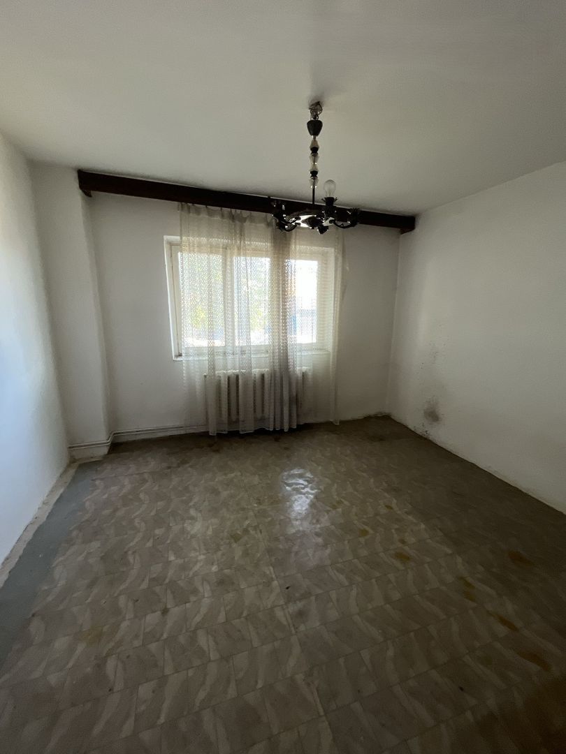 Steaua | 3 Camere | Decomandat | Centrala Proprie. - Poză 2