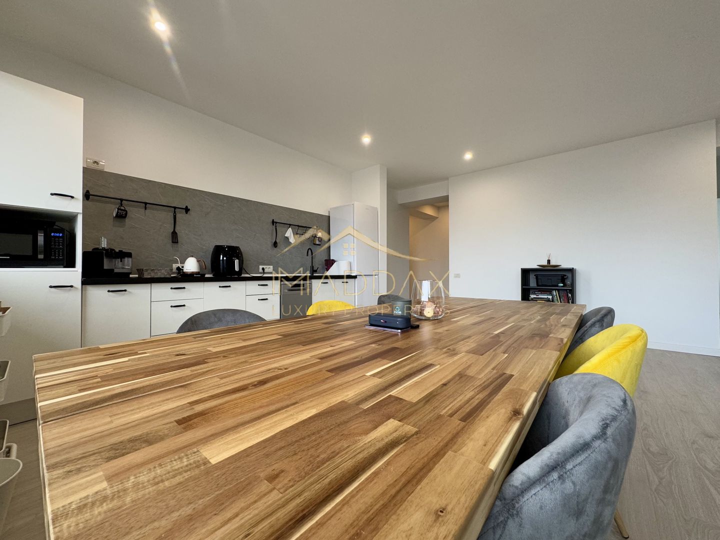 Apartament cu 2 camere *67mp utili + Terasa* // Pipera - Rond OMV - Poză 3