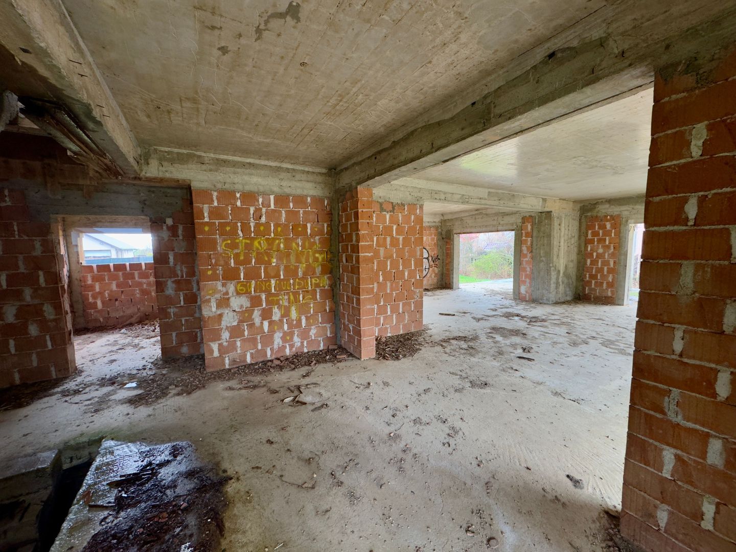 Vila Individuala S+P+1+M cu Teren 1000mp langa Padure - Balotesti - Poză 9