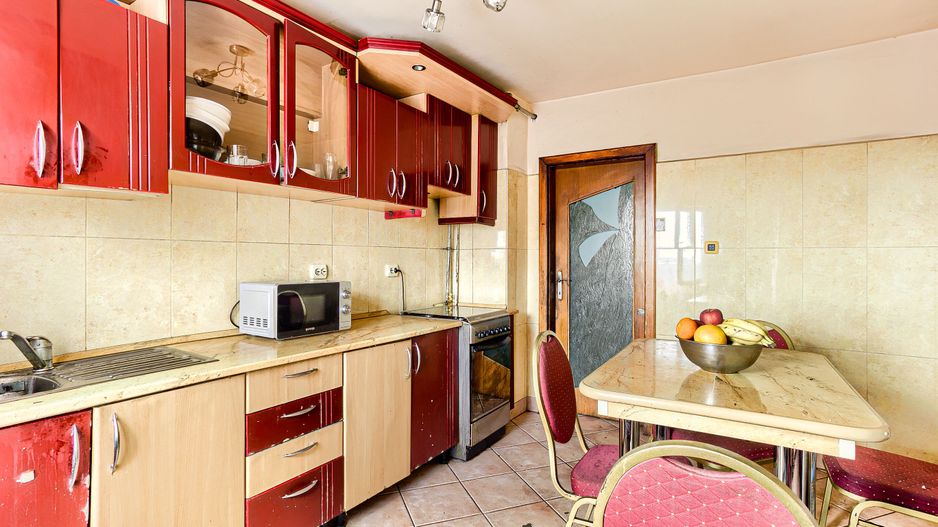 Apartament cu 2 camere decomandat zona Aurel Vlaicu - Poză 2