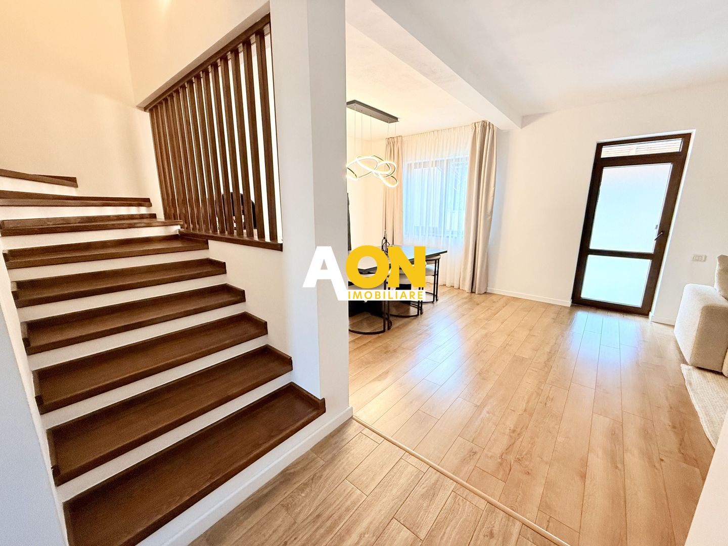 Casă tip înșiruit în Cetate, 4 camere, P+1, mobilată, cartier Cetate - Poză 10