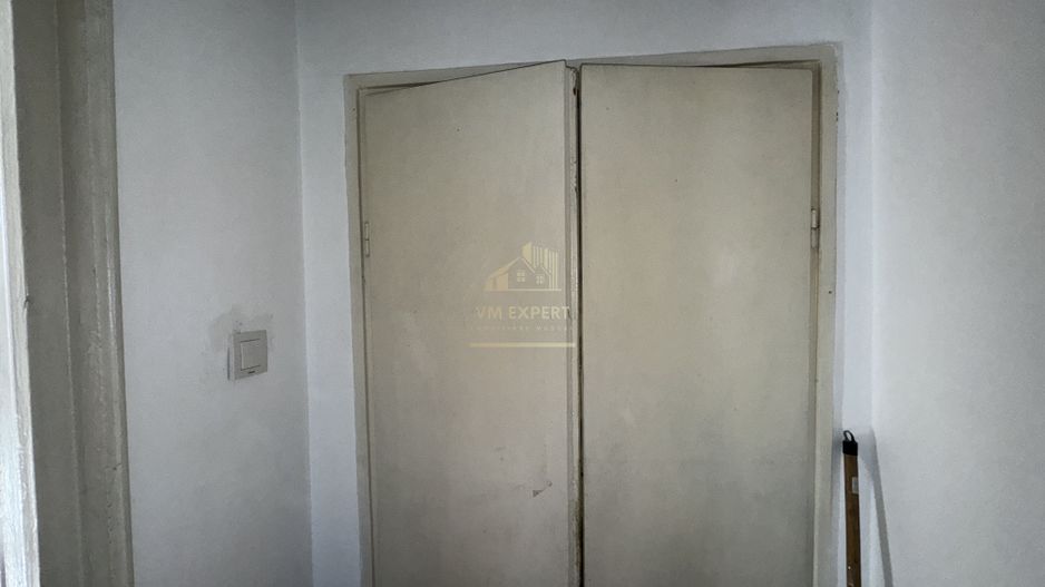 APARTAMENT 2 CAMERE, ETAJ 3, CAMPULUNG, ARGES - Poză 9