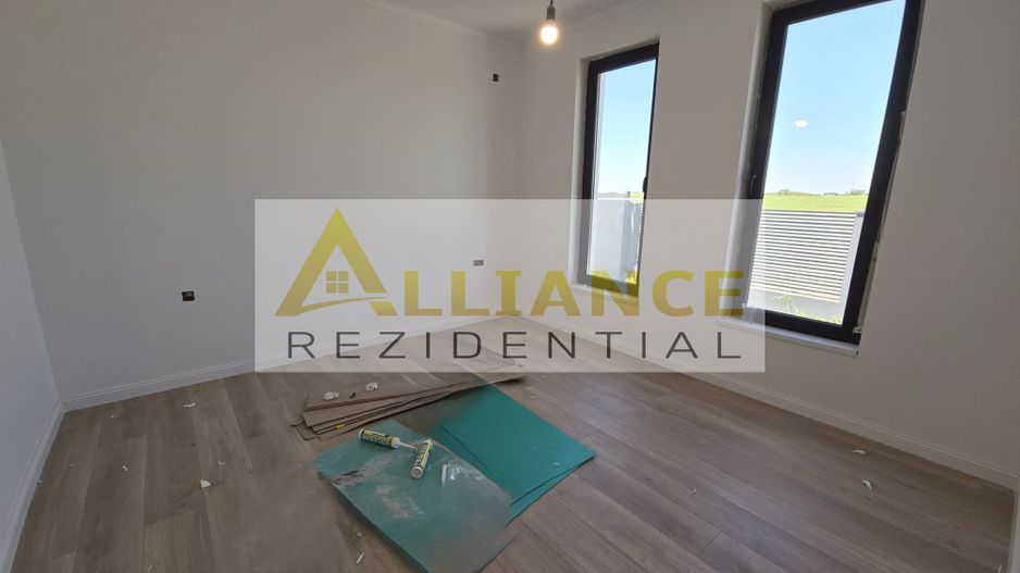 Casa 4 Camere | Zona linistita - Poză 8