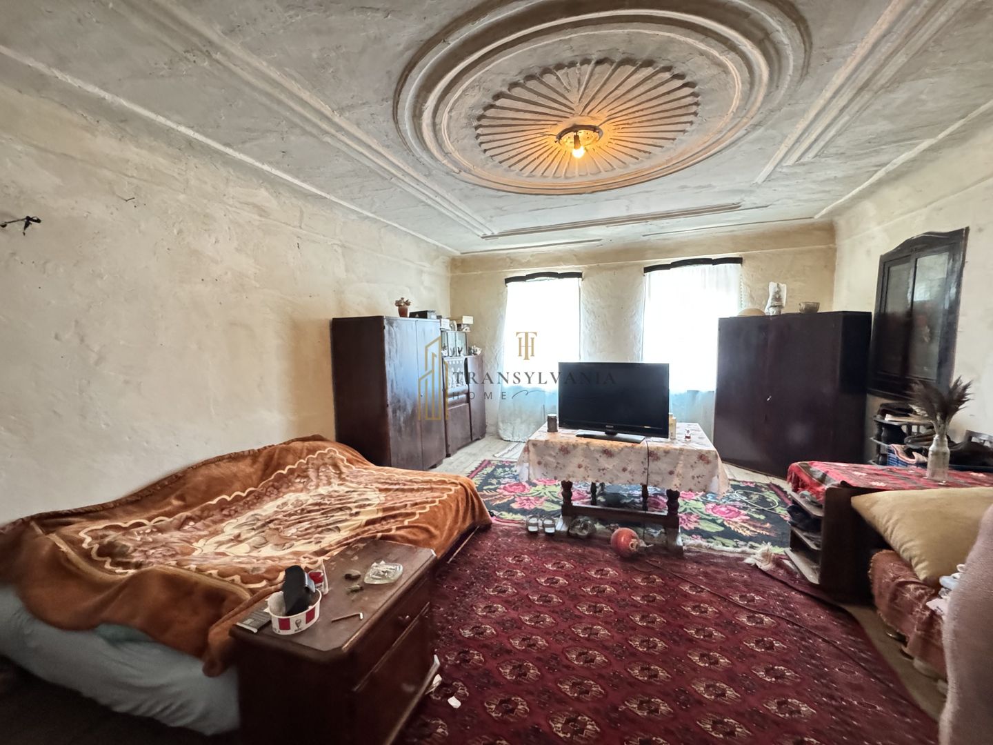 Casă la țară cu teren generos în satul Ruși - Poză 18