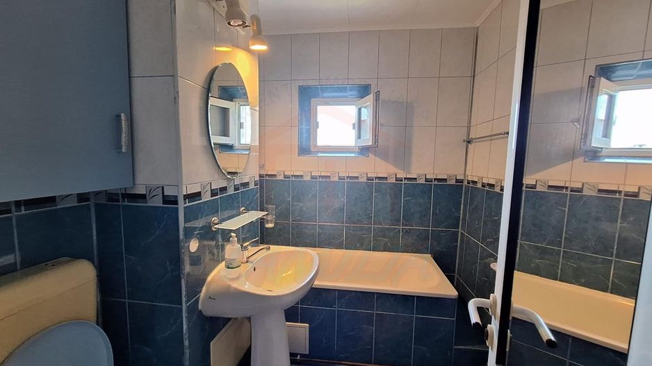 🏛️ De închiriat 2 camere, Micro 20, 350 euro/luna - Poză 10