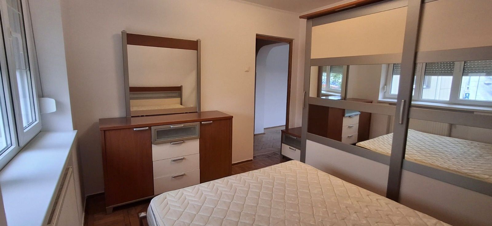 De Inchiriat Apartament 3 Camere Cotroceni - Eroilor - Poză 4