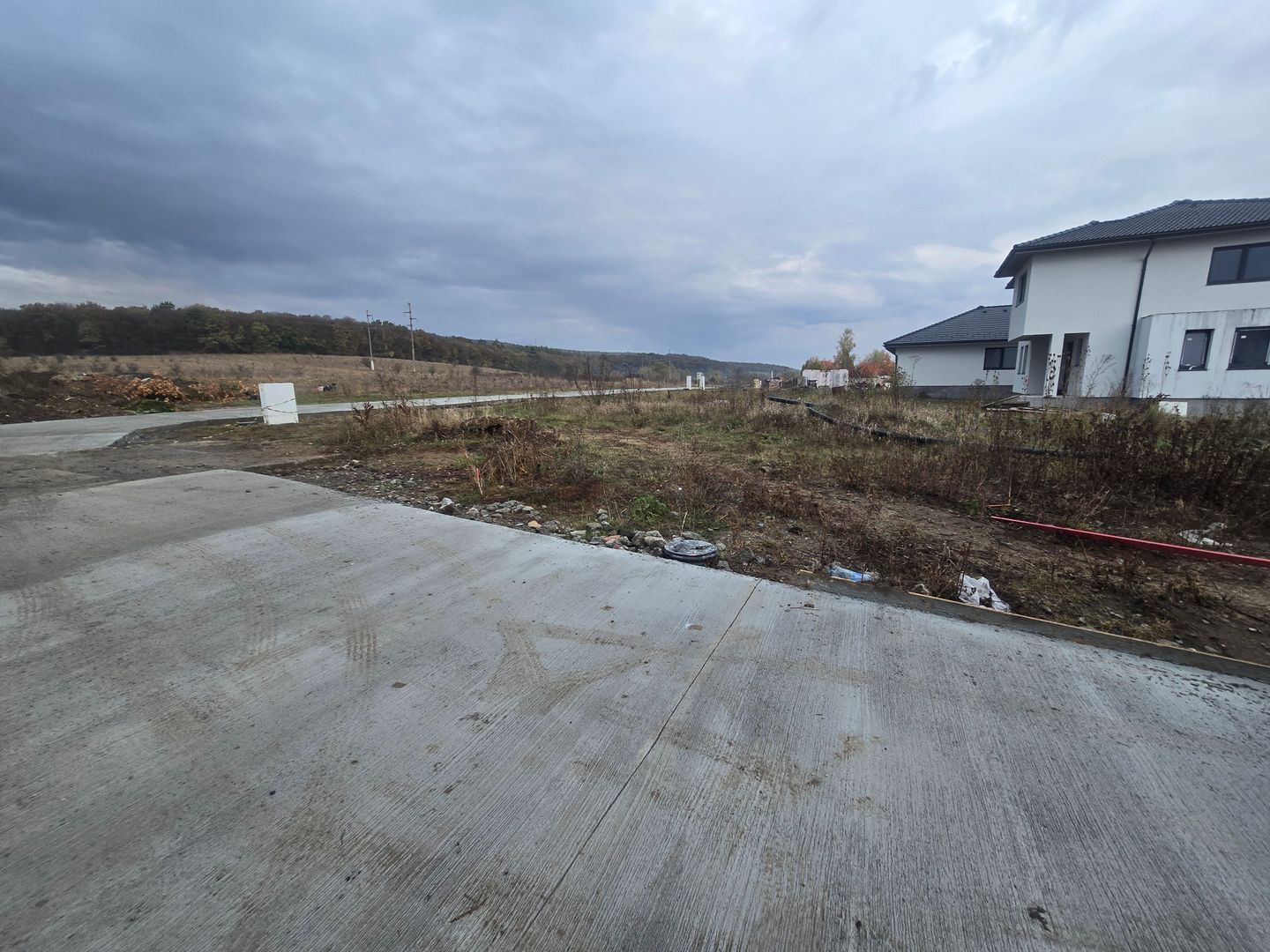 Teren 908mp.zona Penny Corunca CU duplex,toate utilitatile - Poză 6
