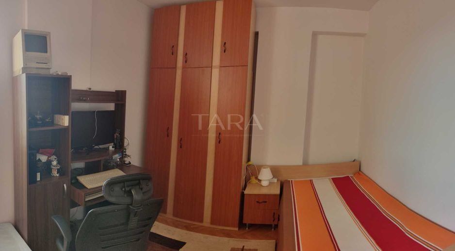 Apartament cu 3 camere de vânzare în zona Manastur - Poză 7