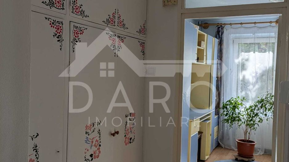 Vând apartament 3 camere – ideal pentru locuință sau cabinet medical – - Poză 7