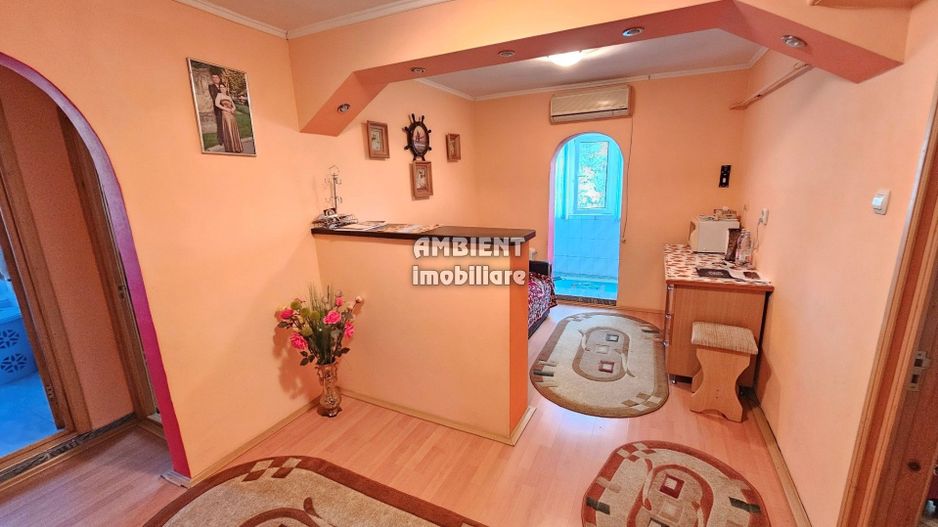 Apartament cu 2 camere, mobilat si utilat, zona TRAIAN; - Poză 2