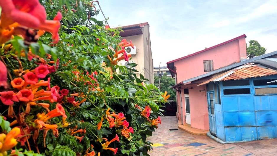 Casa de vanzare pretabila locuinta sau afacere | 13 Septembrie - Poză 9