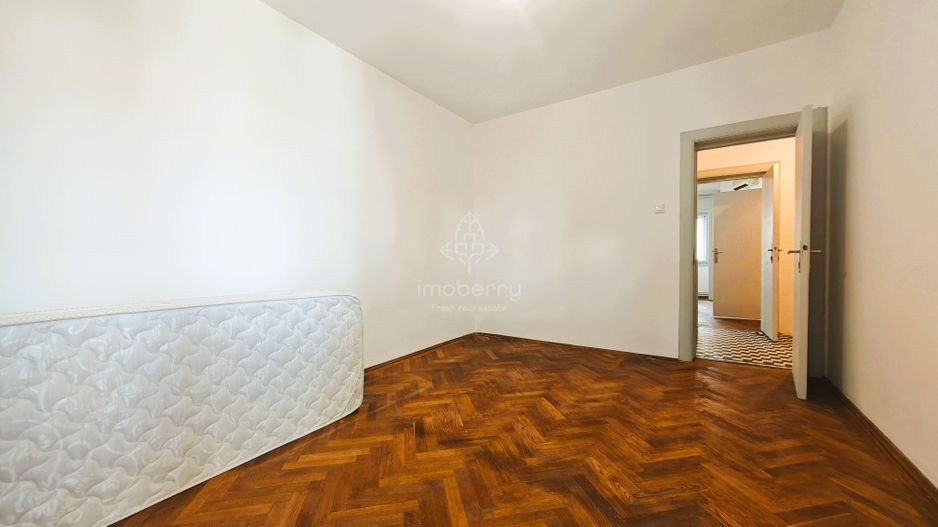 Vanzare apartament 3 camere, boxa, zona Stirbei Voda-Calea Plevnei-Cismigiu - Poză 3