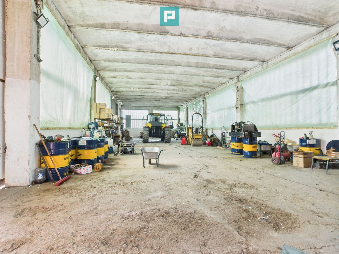 Complex industrial cu hale și teren  în Orțișoara - Poză 13