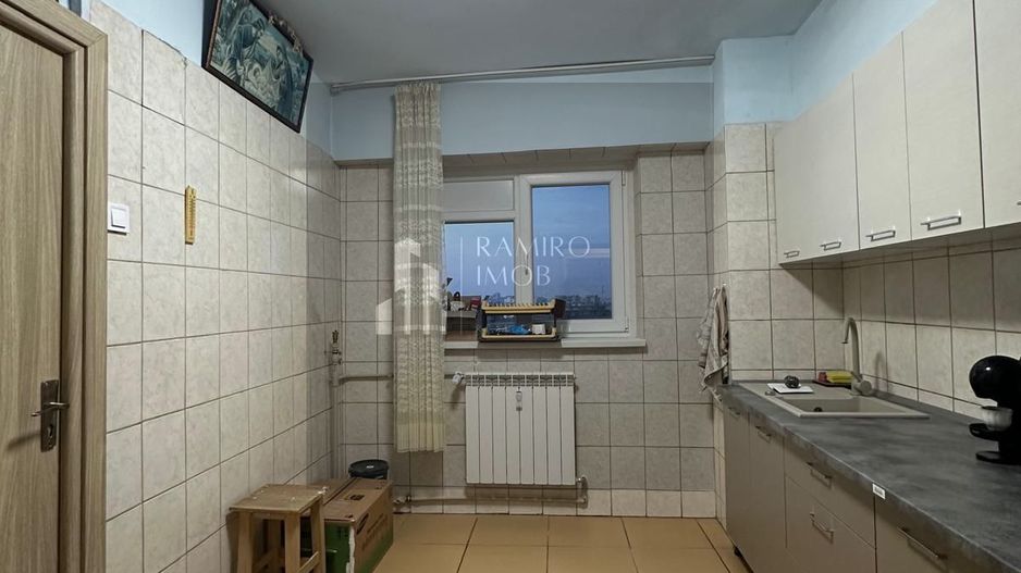 3 Camere 70mp - Partial Renovat - Metrou Aparatori la 1 Min - Poză 5