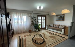 Apartament 4 camere de vănzare zona Vasile Alecsandri - Poză 1