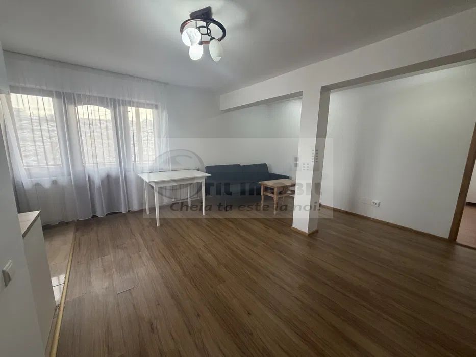 Apartament 3 camere | 600 m de Bd. Poitiers | Etaj 1 | Parcare inclusă - Poză 2