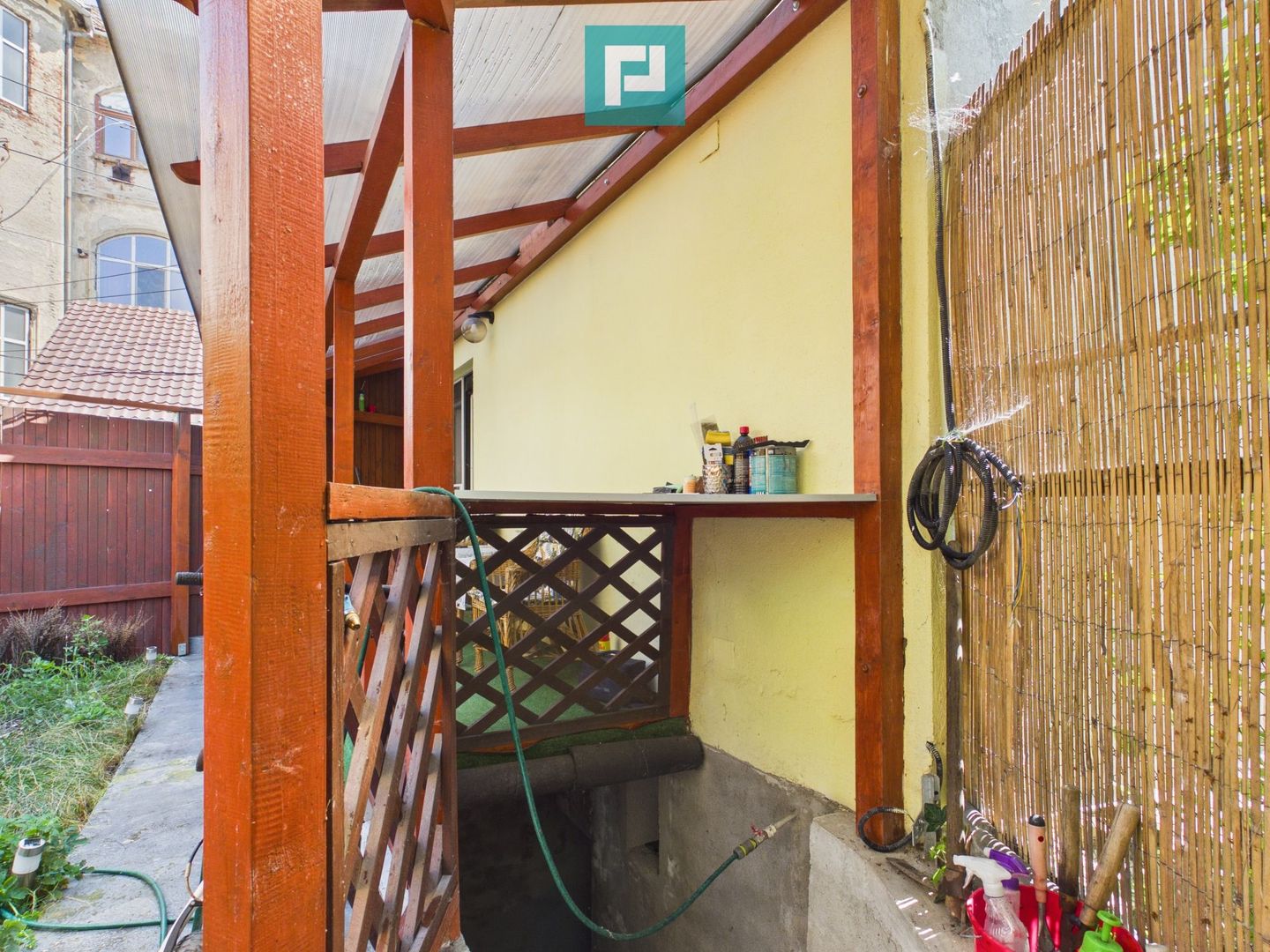 Apartament cu 2 camere și curte ultracentral - Schiță 8