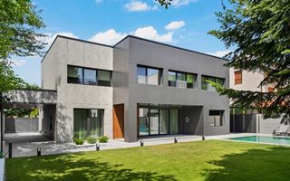 Vila de lux I Piscina I zona Iancu Nicolae - Poză 1