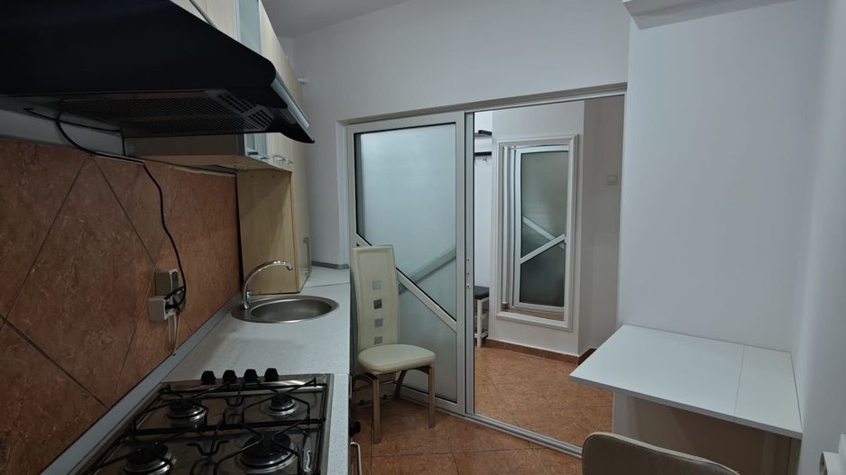 Apartament 1 cameră de închiriat – Zona Port, aproape de Faleză - Poză 3