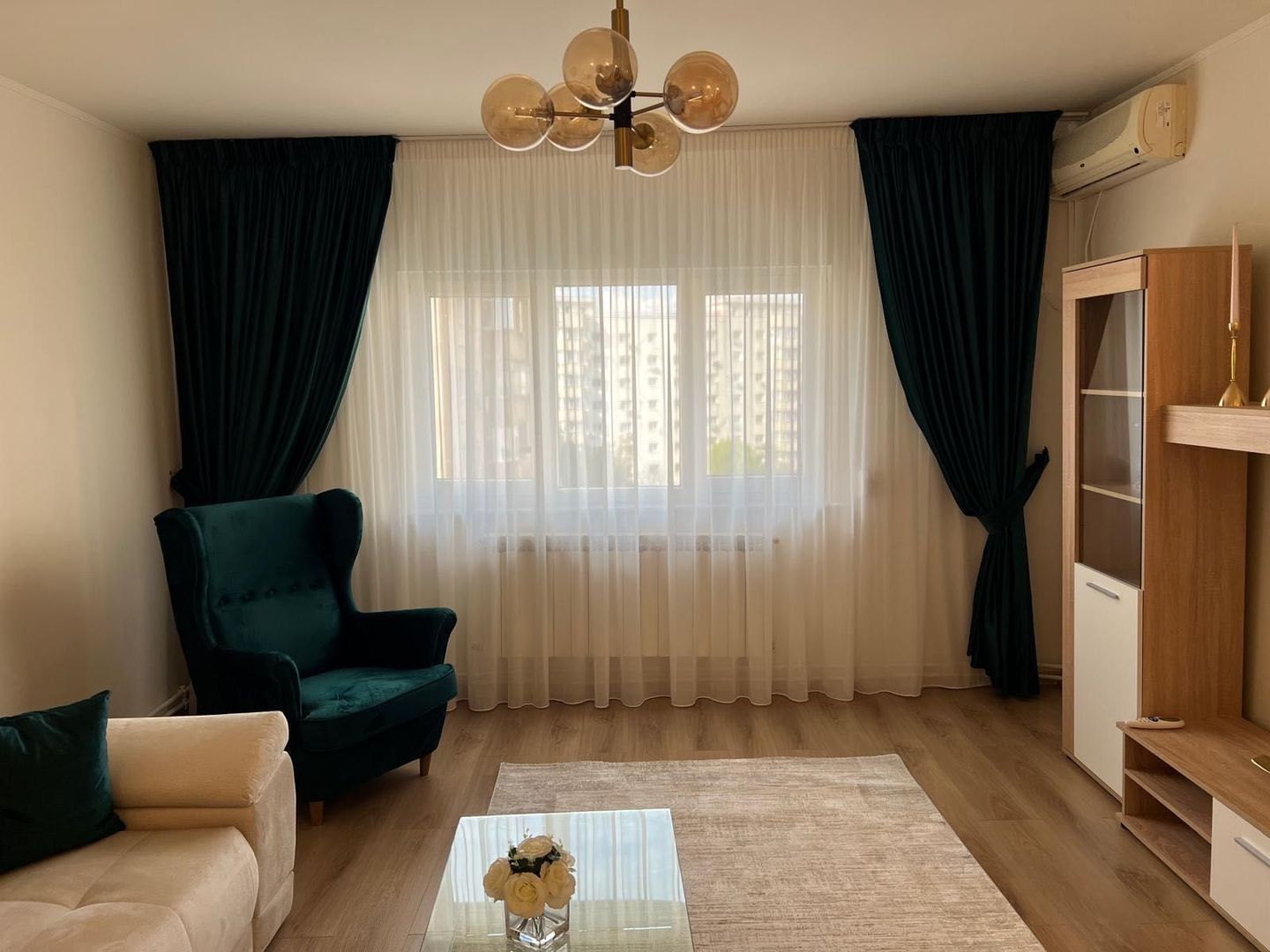 De Inchiriat 3 Camere, Centrală proprie, Vitan Mall, Negociabil - Poză 1