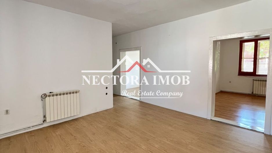 NECTORA IMOB-Casa 4 camere, 3 garaje, 200 mp,Str. C-tin Tanase,Central - Poză 7