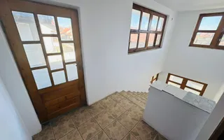 Vilă impunătoare, construcție solidă D+P+E+M, 430 mp – pretabilă pensiune - Poză 17