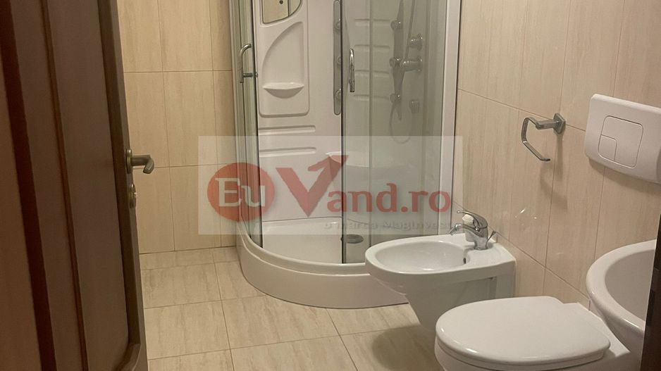 Casa de inchiriat - 200 mp - 6 dormitoare - Str. Tecuci - Poză 8