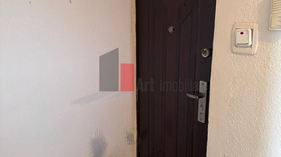 Vânzare apartament 3 camere Piața Progresu - Poză 8