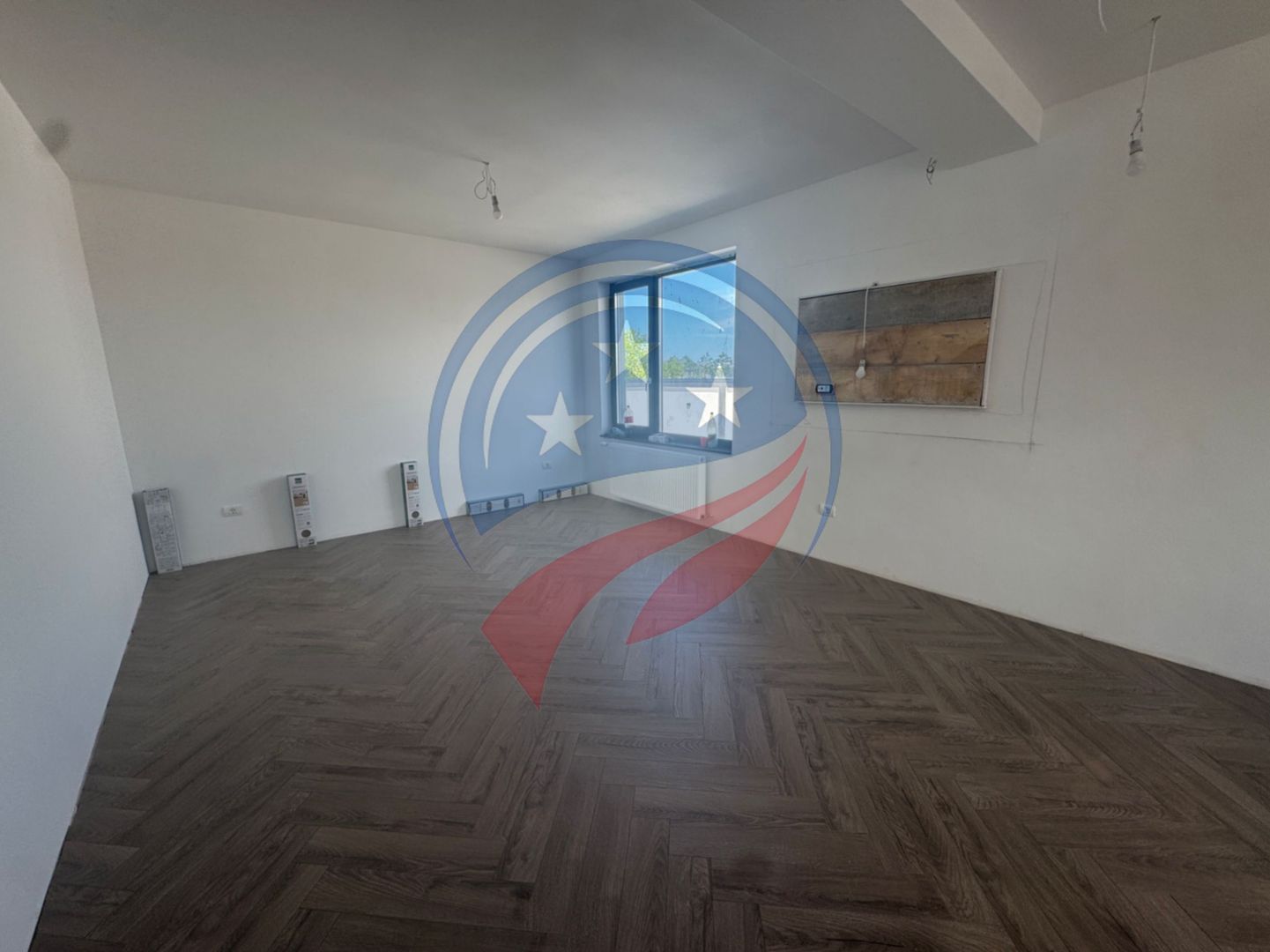 Casa noua, premium, p+1, acces rapid catre Craiova - Poză 5