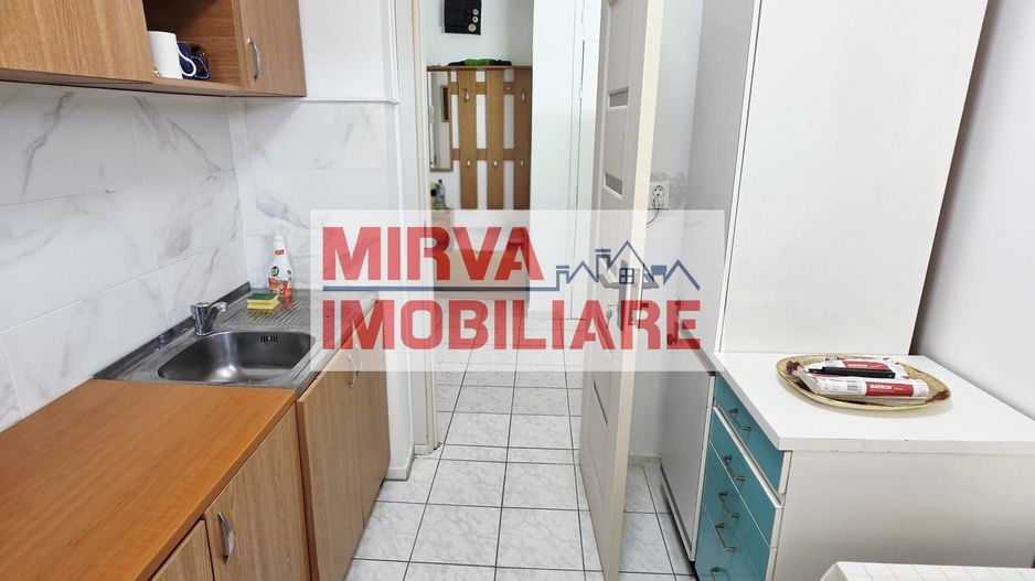 Apartament 2 camere, mobilat si utilat, zona 9 Mai - Poză 6