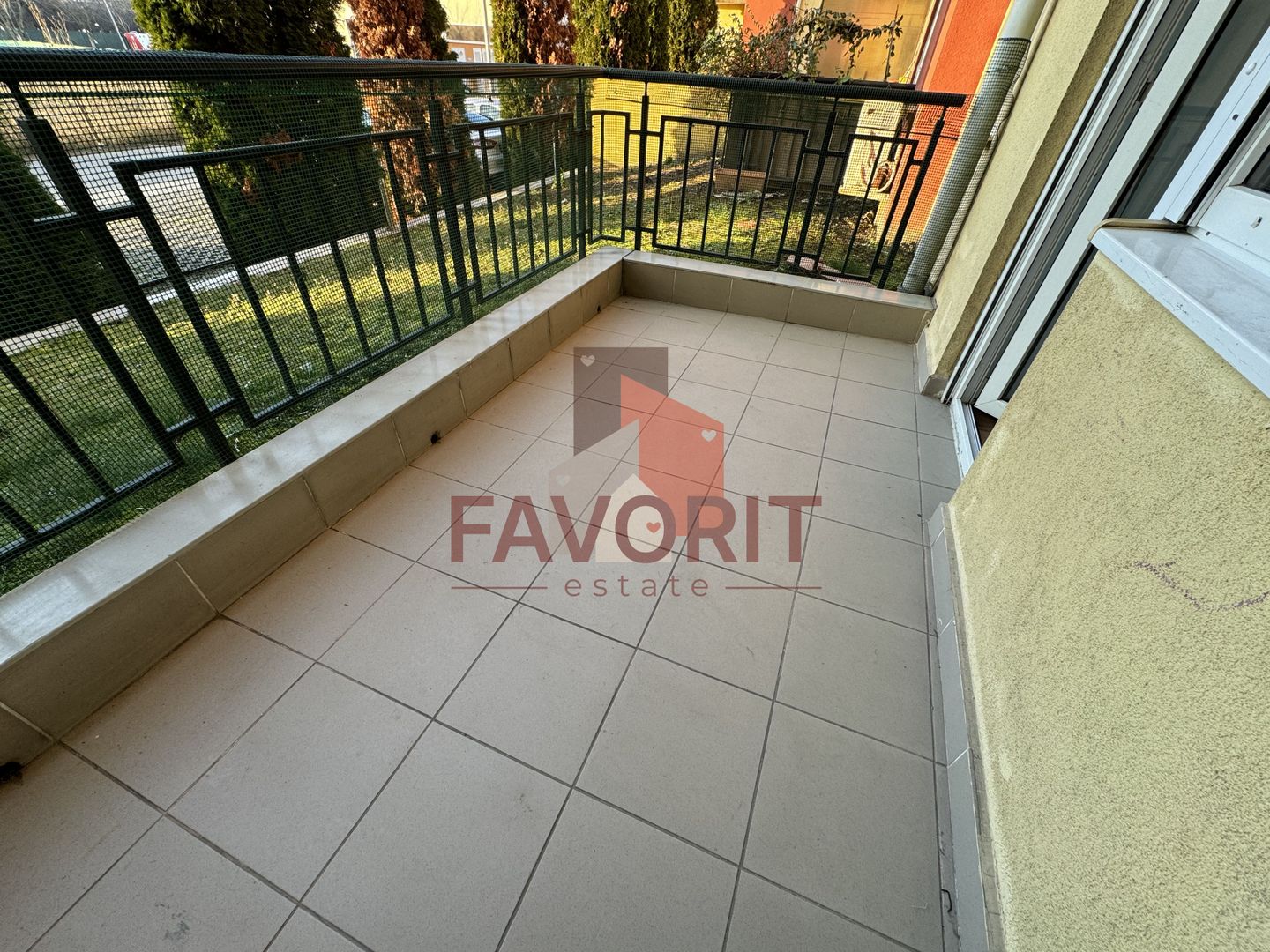 Bloc nou | Disponibil imediat | Boxa in CF | Pozitie excelenta | - Poză 12
