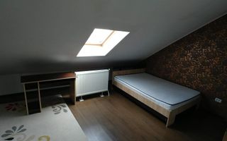 Apartament pe două niveluri cu garaj și parcare. - Poză 7