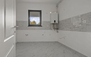 2 CAMERE, etaj 2, 63 mp, CENTRALA PROPRIE , metrou in apropiere, COMISION 0% - Poză 3