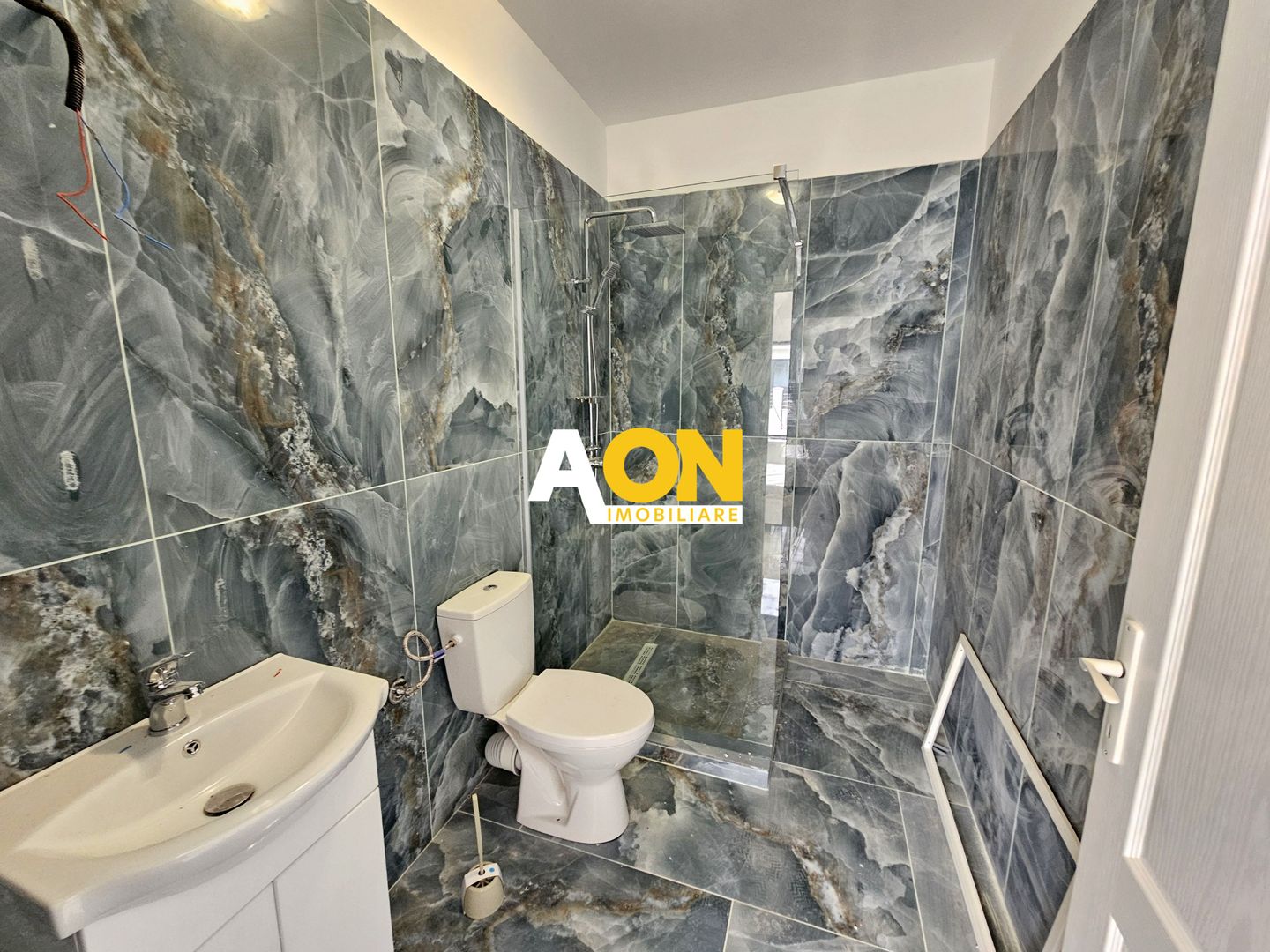 Casa 3 camere, mobilata, utilata, 452 mp teren, Alba - Micesti - Poză 10