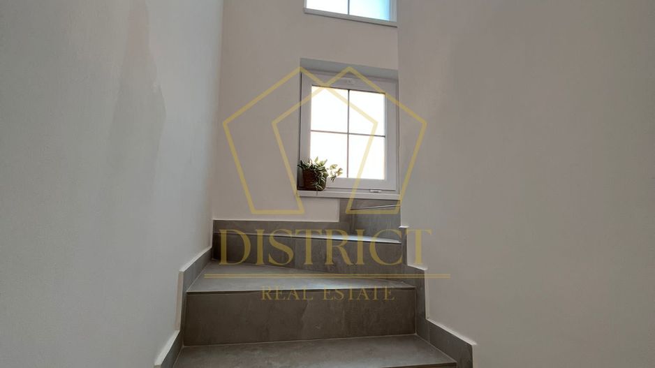 Duplex deosebit cu 4 camere | Dumbravita - Poză 9