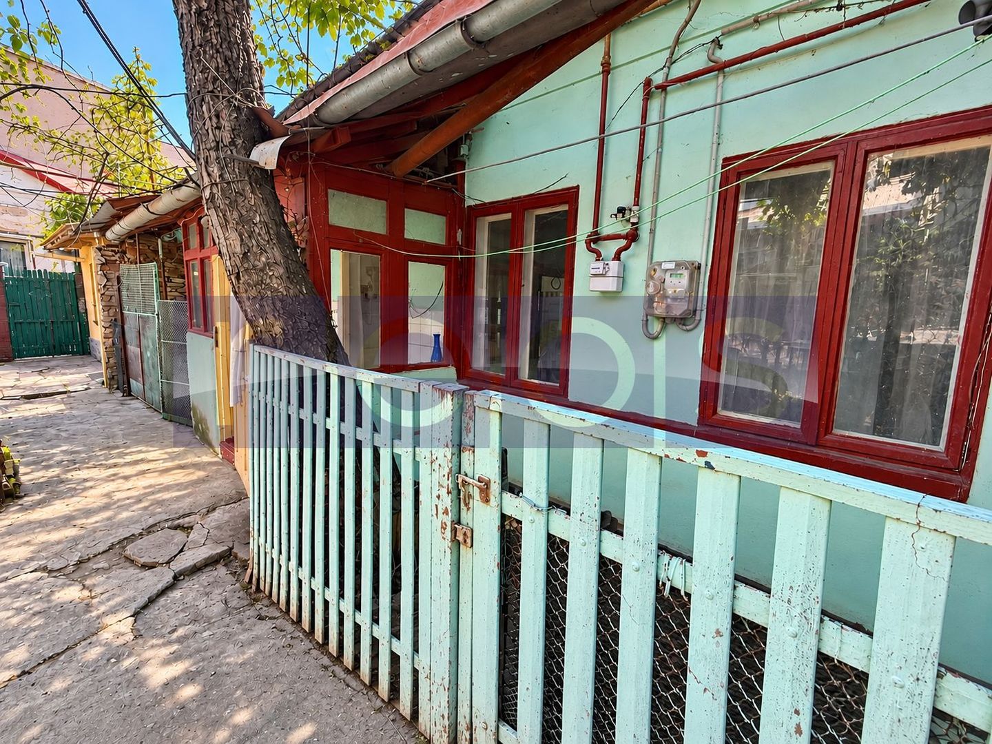 DE VANZARE CASA INTERBELICA  – 3 CAMERE - METROU STEFAN CEL MARE - Poză 6