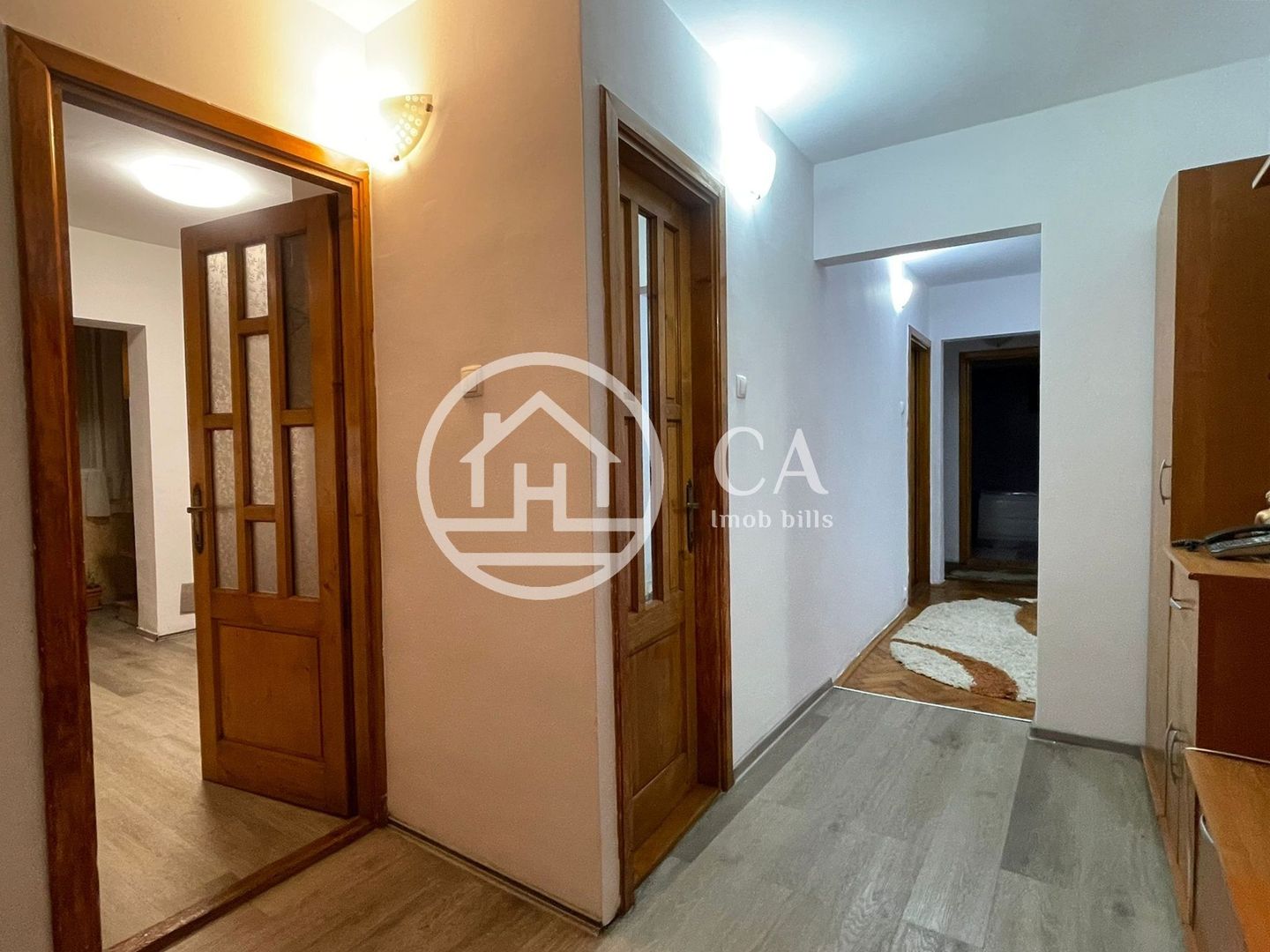 Apartament cu 3 camere de inchiriat in zona Nufarul, Oradea - Poză 9