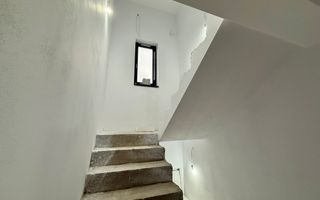 Duplex despartit prin camera tehnica cu 4 camere | Giroc - Poză 6