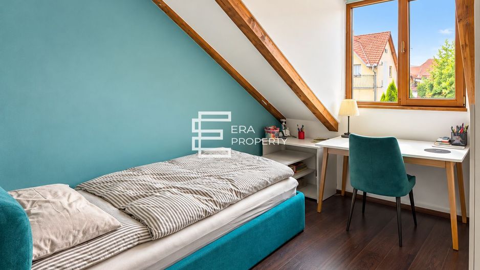 Casă 110 mp, teren 430 mp, piscină și panouri fotovoltaice – Șelimbăr - Poză 8